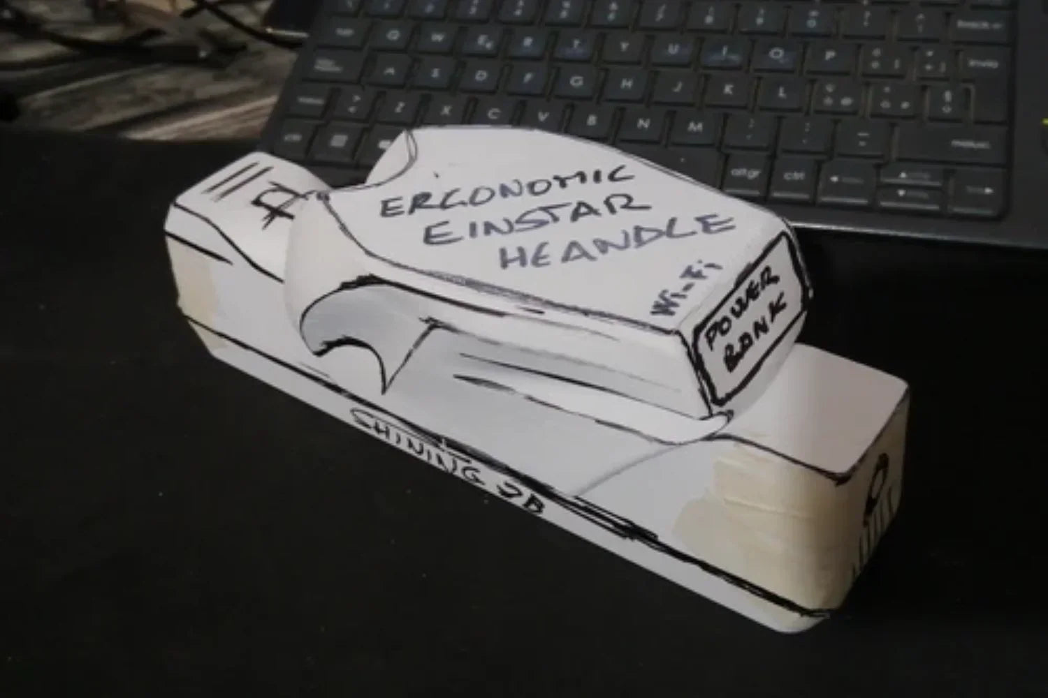 Combining Traditional Clay Modeling with 3D Digital Solutions to Create an Ergonomic 3D Scanner Handle