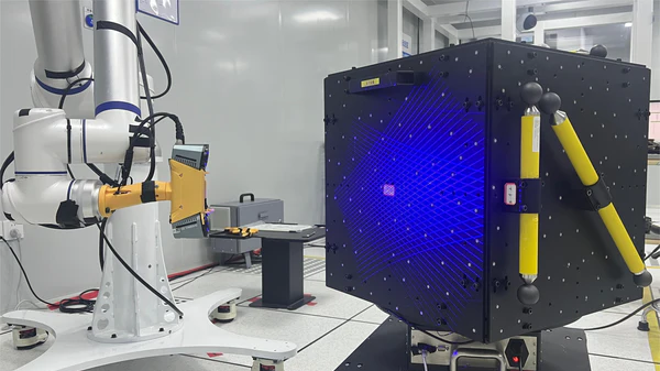 650mm Matte Ball Bar with multi-view system setup, conforming to VDI/VDE 2634 Part III standards in a lab environment.