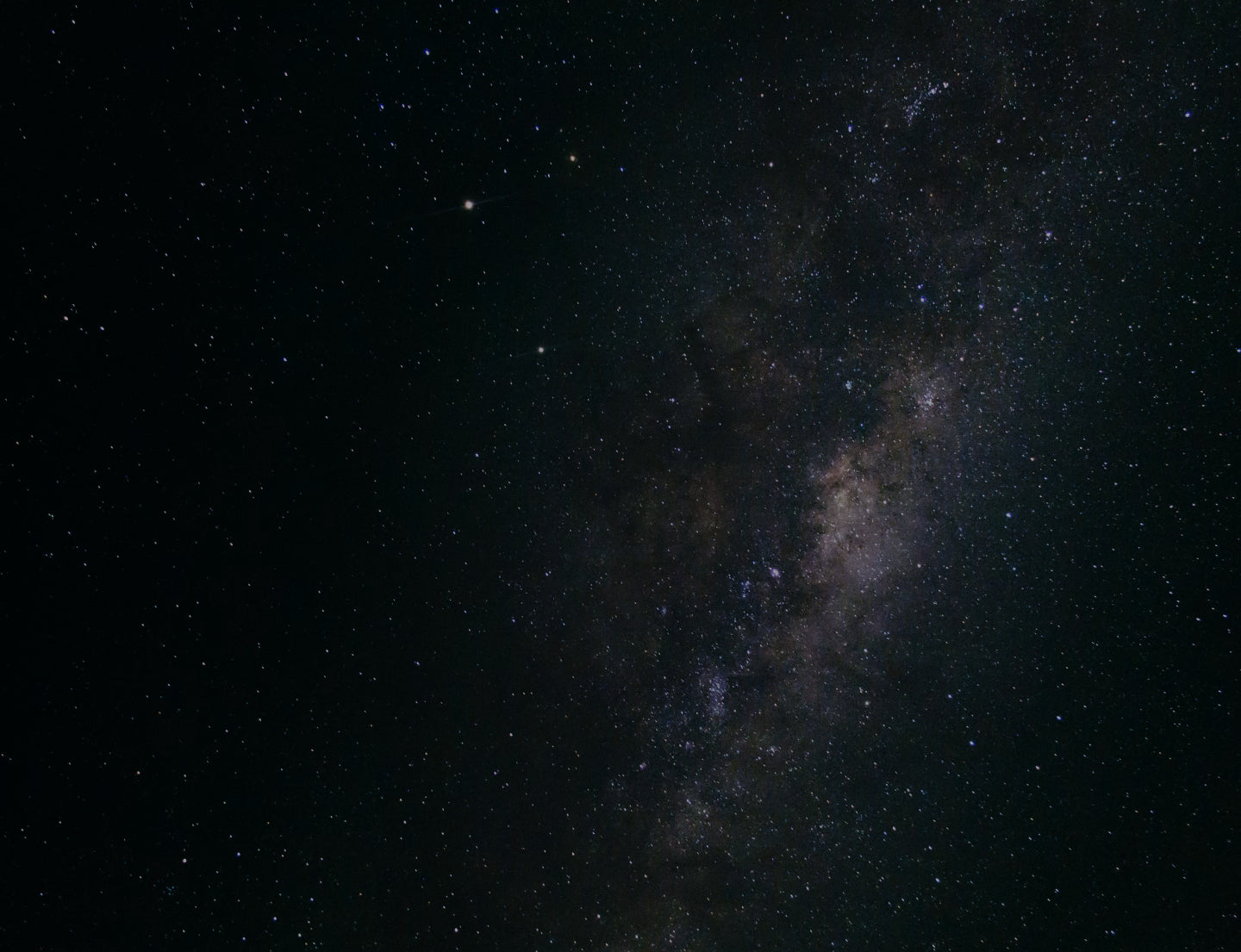 Background image with starry sky for EINSTAR 3D scanner introduction.